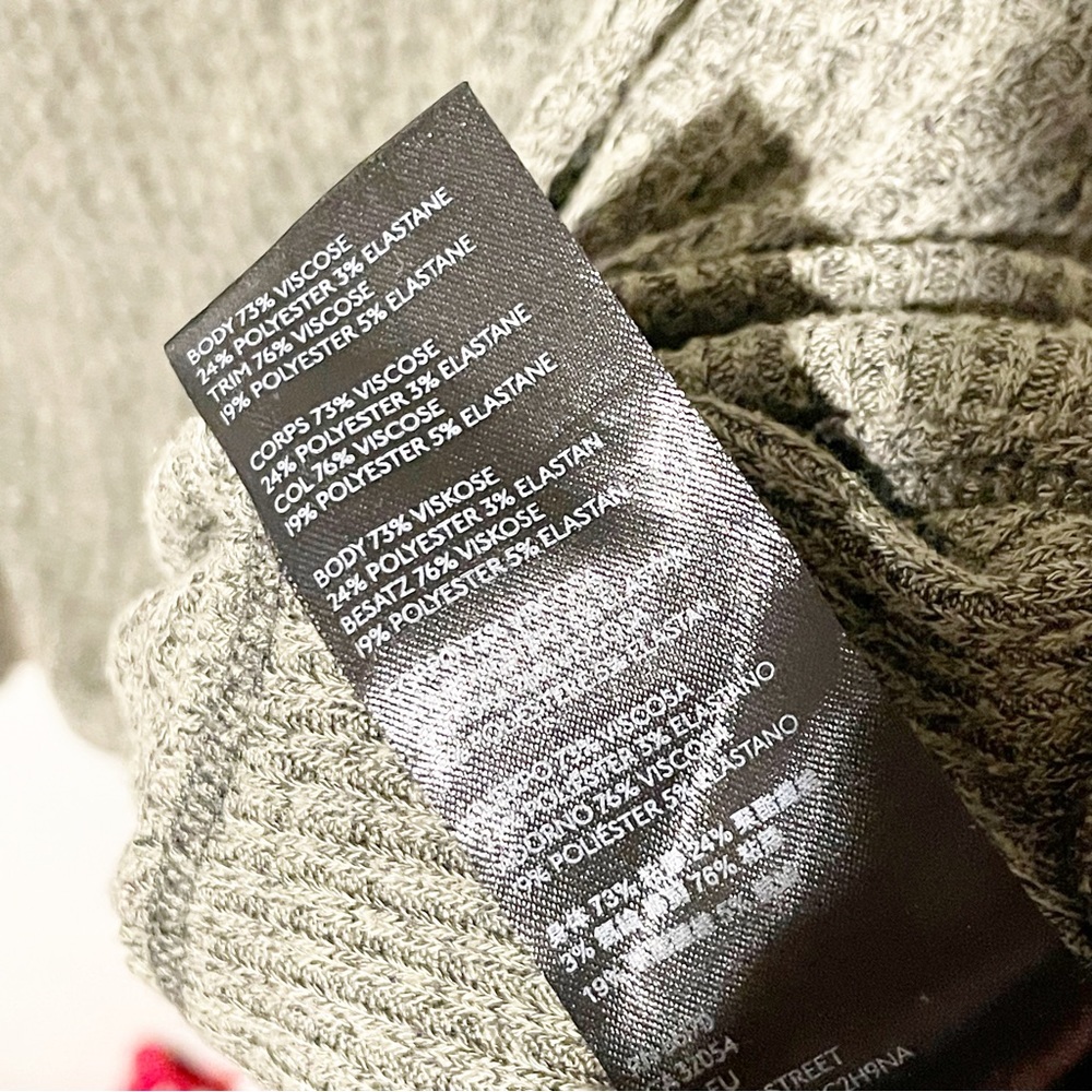 We the Free People Size Small Oversized Olive Green Waffle Thermal Scoop Shirt - Picture 3 of 5
